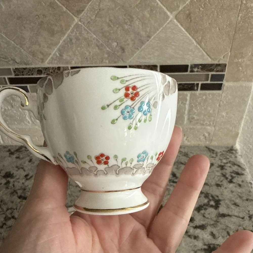 Tuscan Fine English Bone China Three Piece Cup & Saucer Set Floral